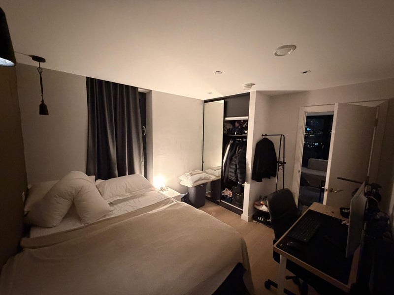 Photo 1