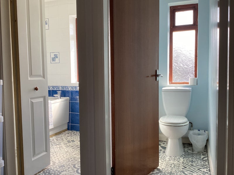Photo 1: Bathroom and separate toilet