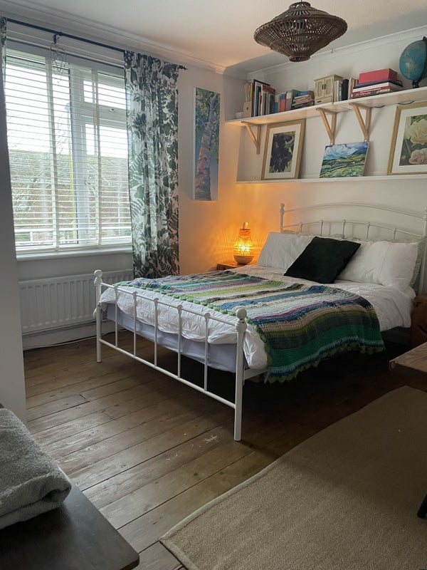 Photo 1: King size Bedroom
