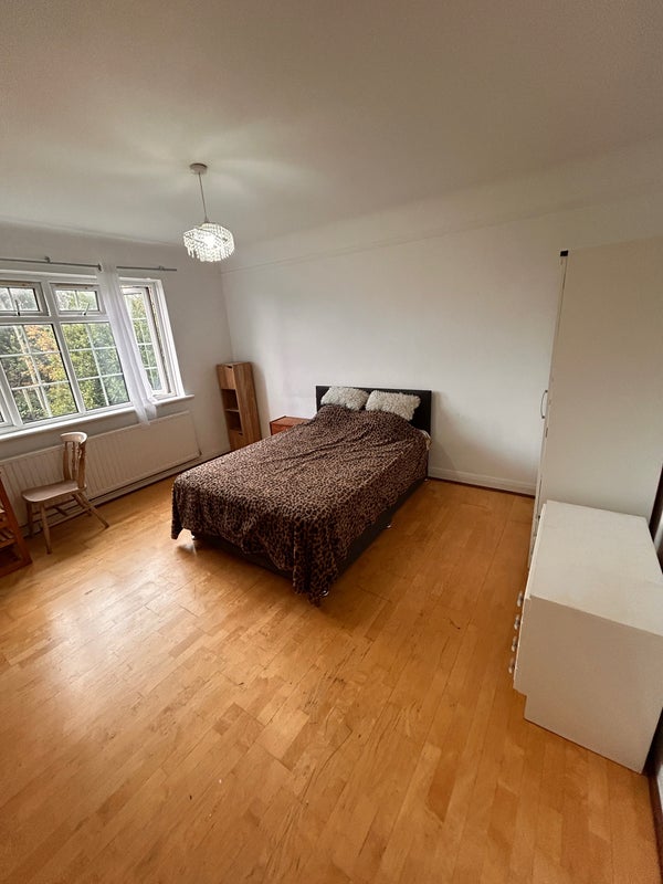 Photo 1: Big room