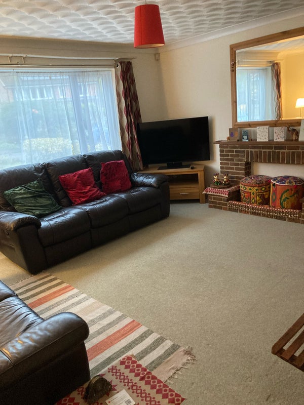 Photo 1: Living room