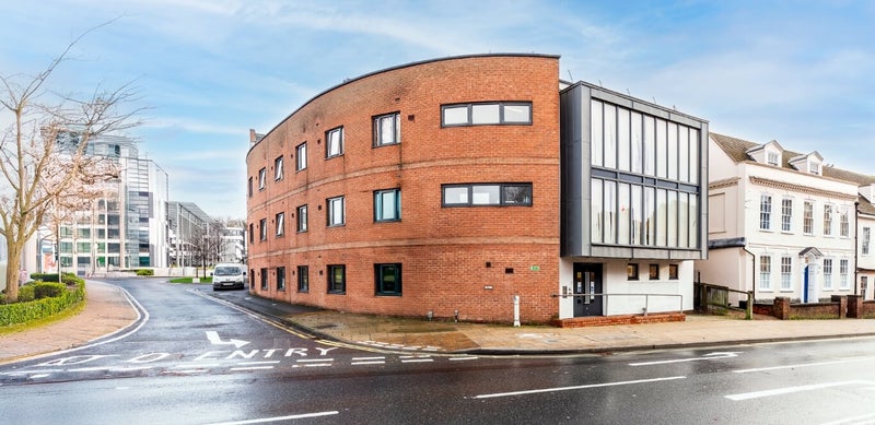 Photo 1: The accommodation building