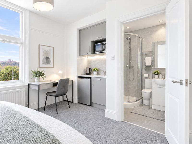 Photo 1: Bathroom