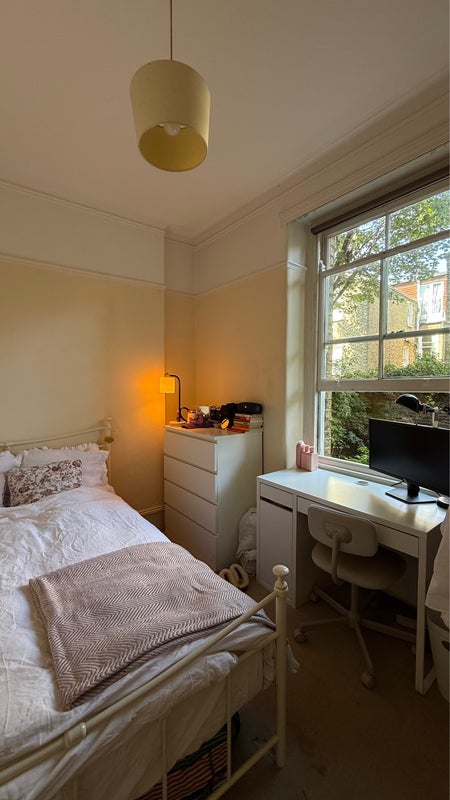 Photo 1: This is the room!!