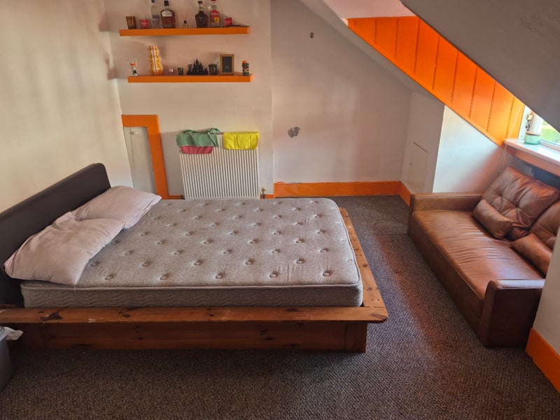 Photo 1: Double Room