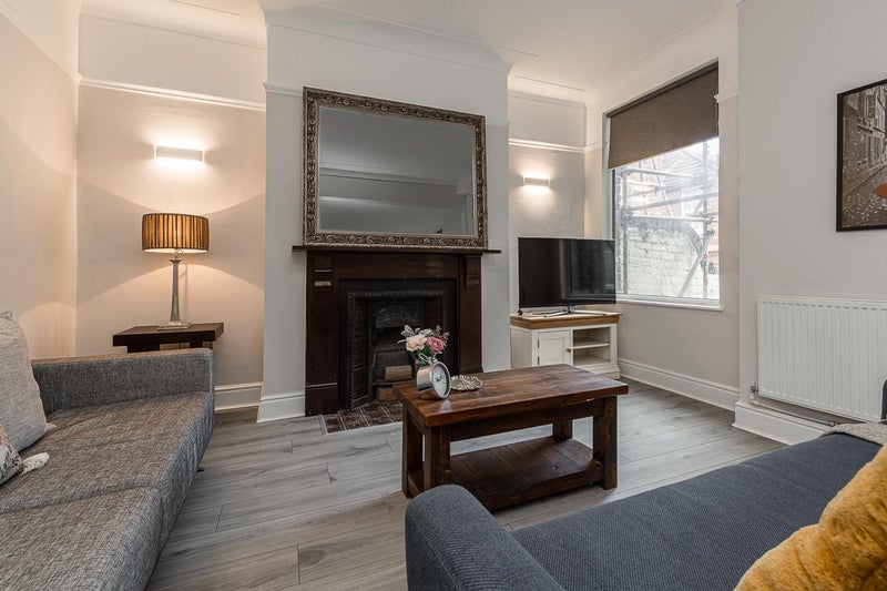 Photo 1: Living Room 