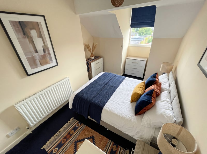 Photo 1: Room 1 - Available from 