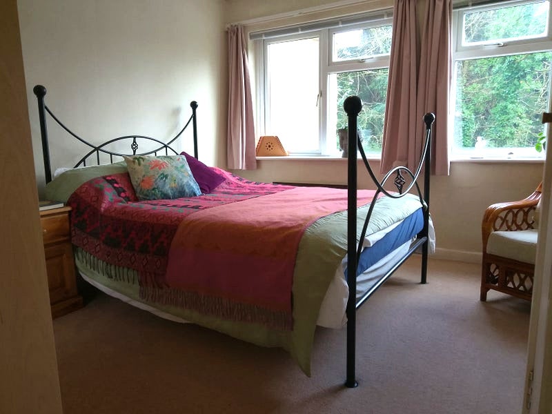 Photo 1: Bedroom