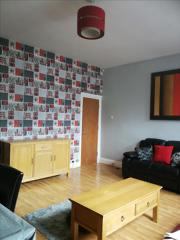 Photo 1: Lounge
