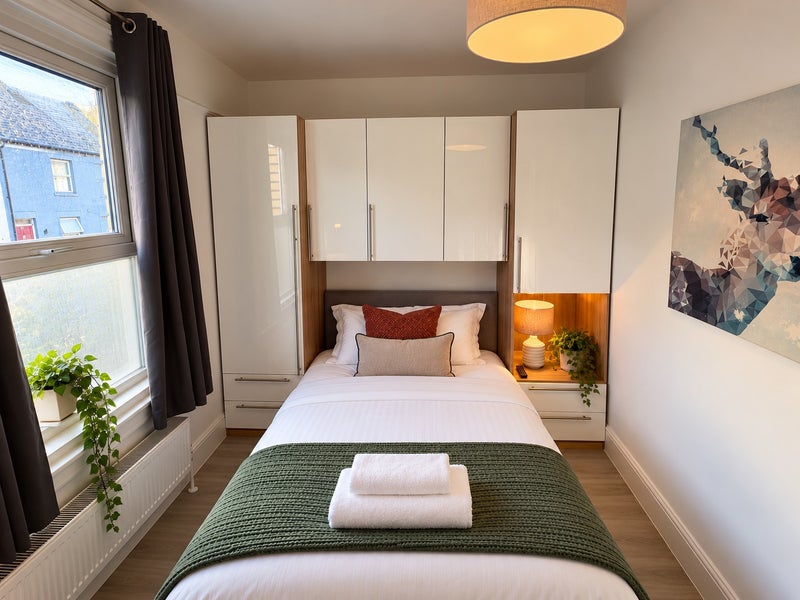 Photo 1: Room 3