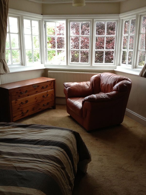 Photo 1: the seating area by the bay window
