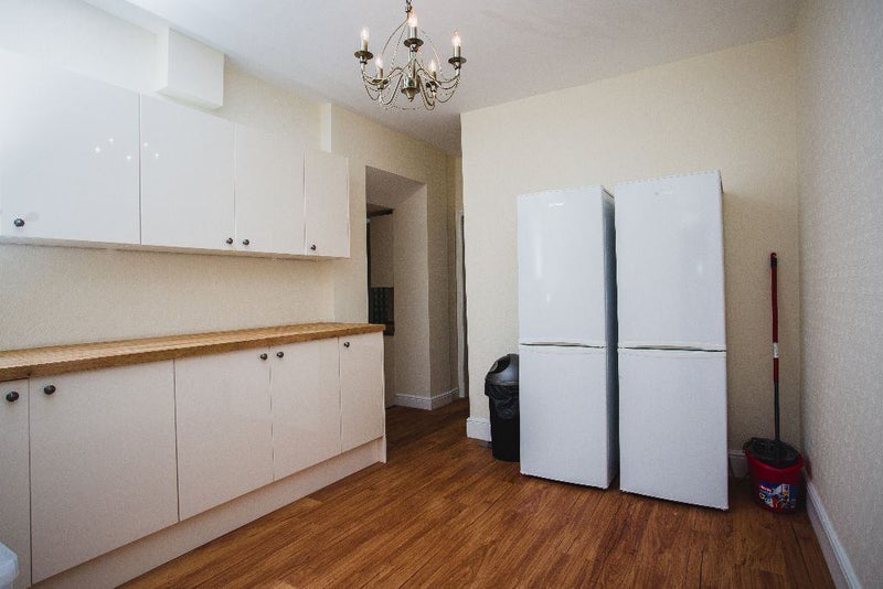 'Rooms To Rent. No Deposit. Fully Furn' Room to Rent from SpareRoom