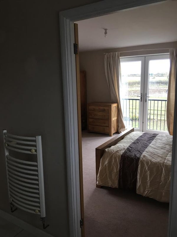 Carer Renting A Room In Your House Carer Renting A Room In Your House