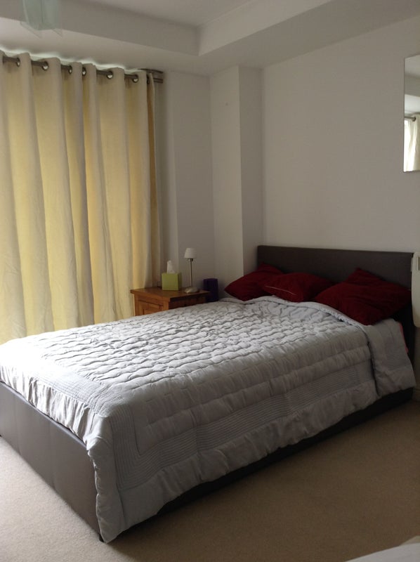 Photo 1: bedroom
