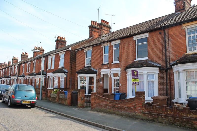 'Professional Houseshare Kitchener Road Ipswich' Room to Rent from