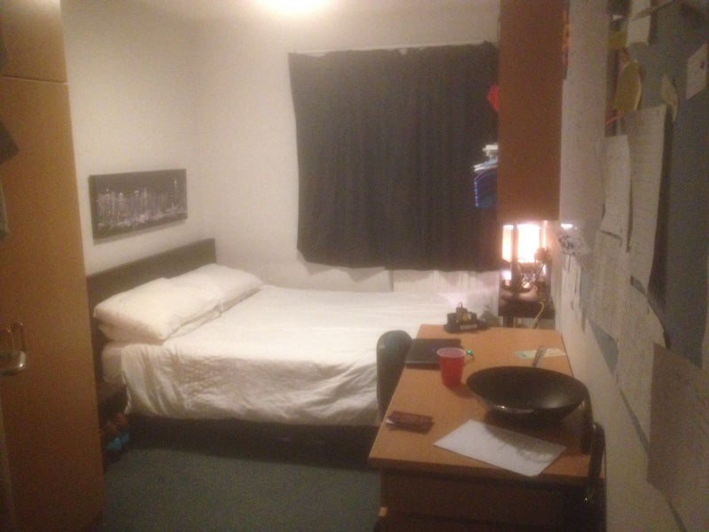 'Caledonian Court Ensuite From 20th April £111 ' Room to Rent from