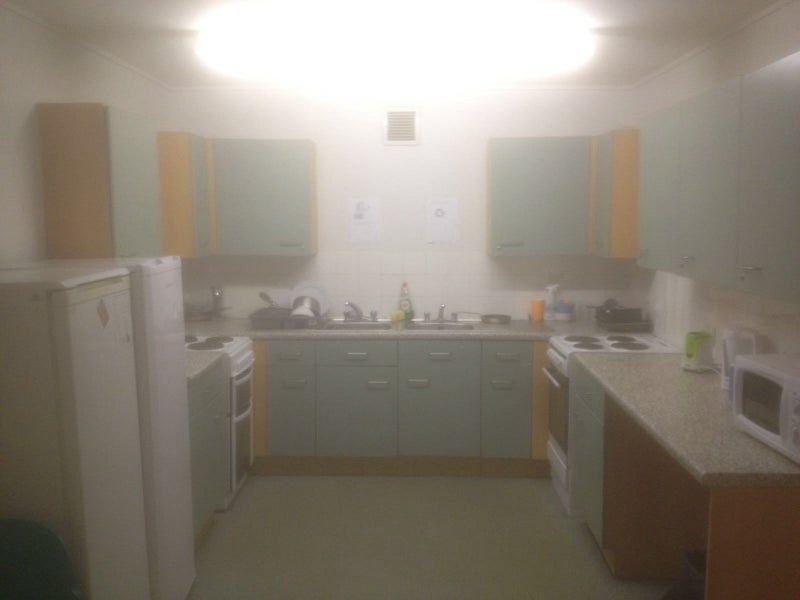 'Caledonian Court Ensuite From 20th April £111 ' Room to Rent from