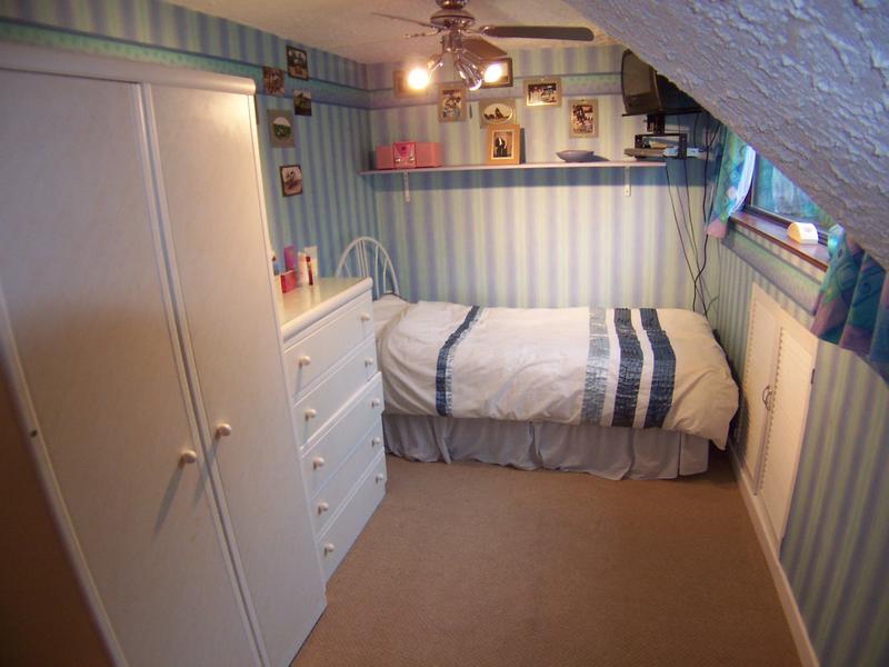'Room in Saddleworth, Oldham' Room to Rent from SpareRoom