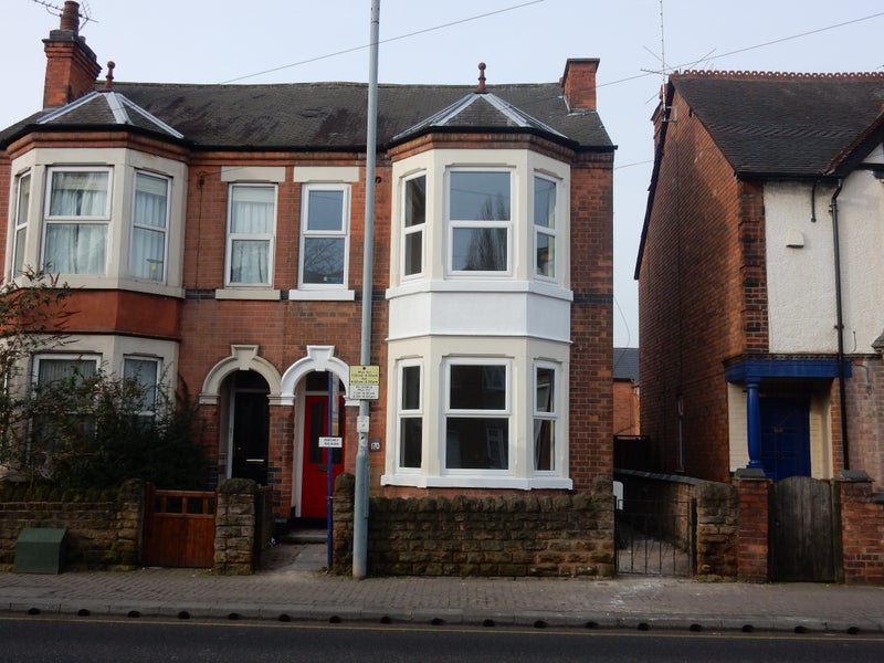 'Double Room Available Station Street, Beeston' Room to Rent from SpareRoom