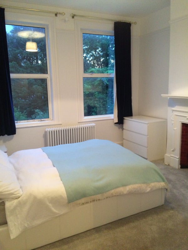 Photo 1: Bedroom