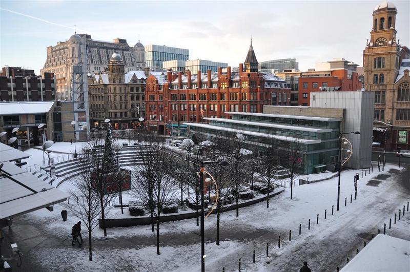 Photo 1: Balcony view