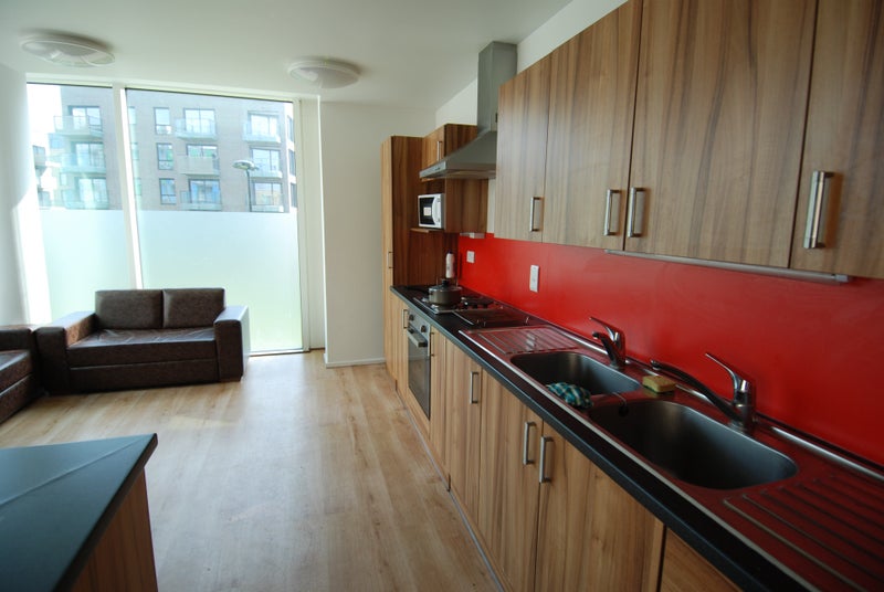 'Ensuite room CB1, Aston House OVER 18 ONLY' Room to Rent from SpareRoom