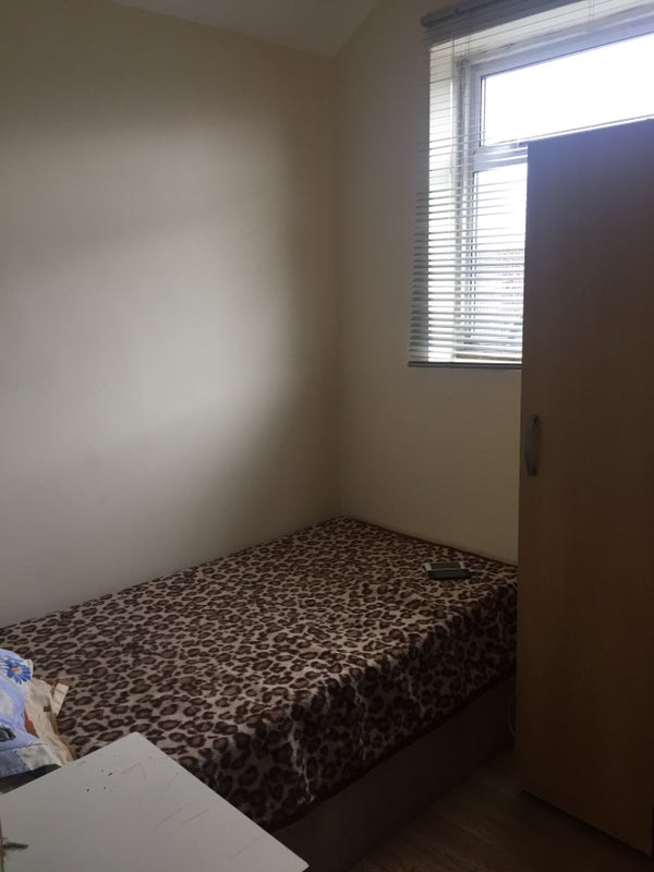'Box Room Available In Hounslow West ' Room to Rent from SpareRoom
