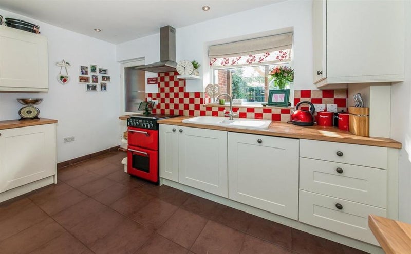 Single Rooms Available To Rent In Northgate Single Rooms Available To Rent In Northgate