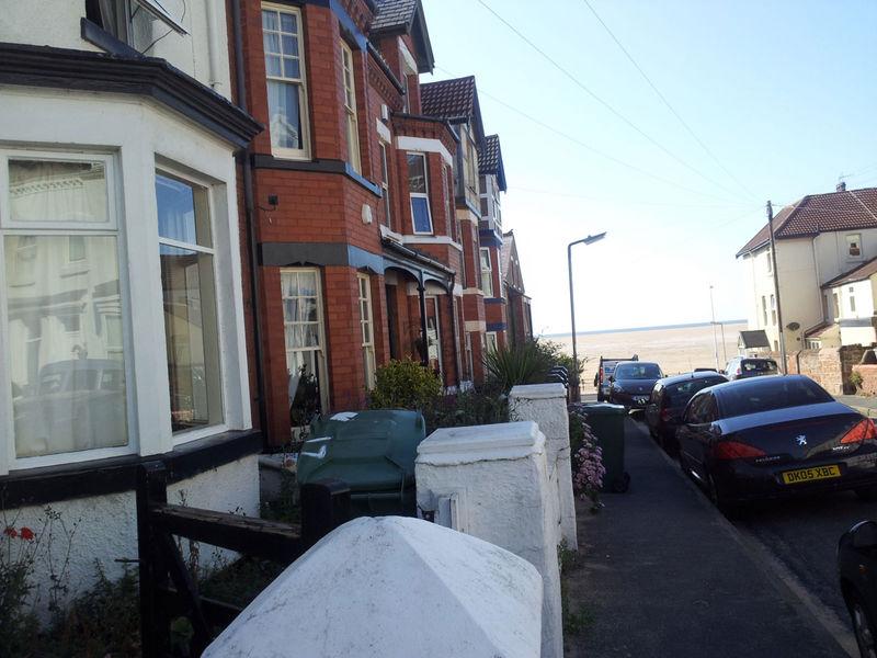 'Hoylake, Wirral Large Double Room For Rent ' Room to Rent from SpareRoom