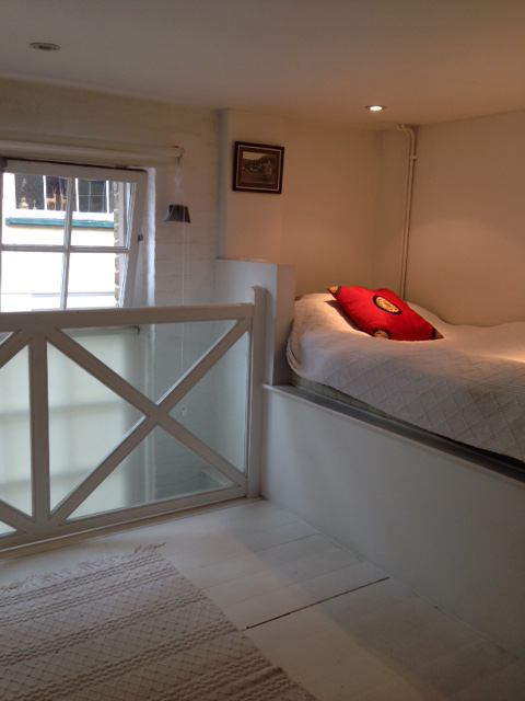 Photo 1: Upper level of room to rent 
