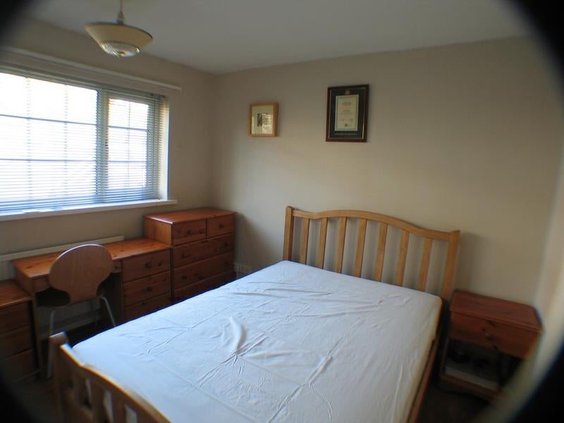 Apartment in Leeds, Farnley, West Yorkshire - More