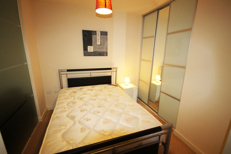 'Studio In SpectrumSalford/ Manchester City Centre' Room to Rent from