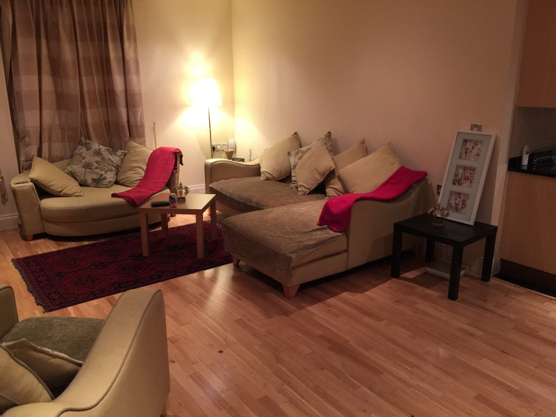 'Room to rent in princess park manor' Room to Rent from SpareRoom