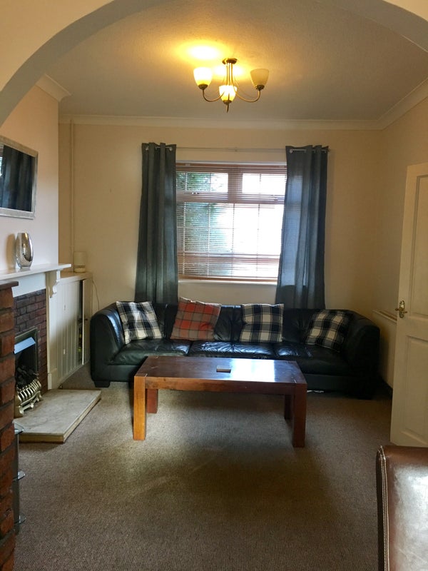 '3 Bedroom furnished house in Brigg.' Room to Rent from SpareRoom