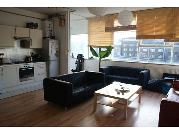 Photo 1: Living room