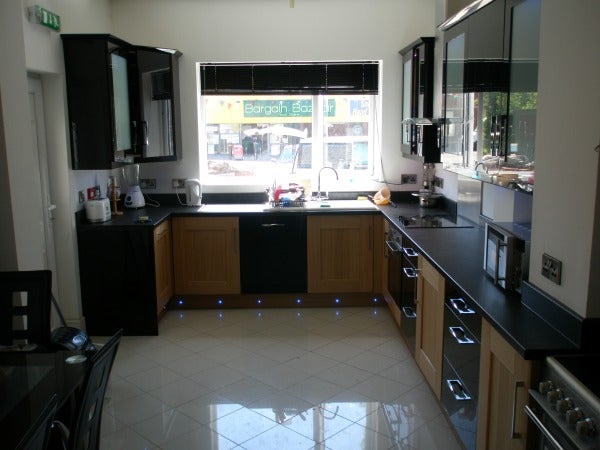 Photo 1: Kitchen