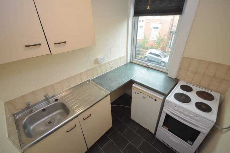 One Bed Room Flat For Rent In Beeston Leeds One Bed Room Flat For Rent In Beeston Leeds