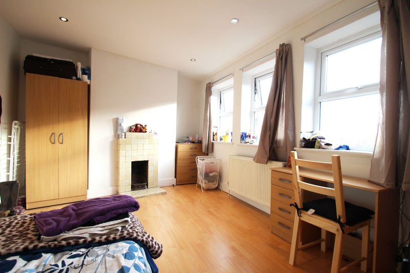 Photo 1: • Room 1 (Double): £800 PCM | Couples £950 PCM – Bills Included