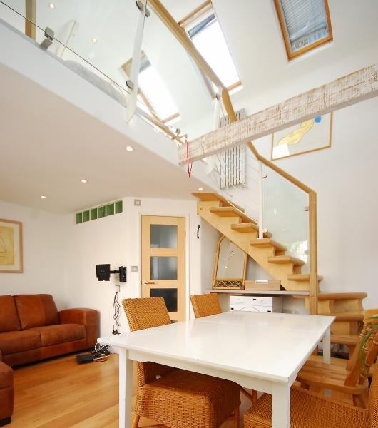 Photo 1: Maisonette open plan living