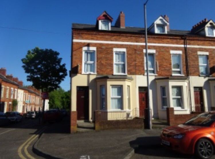 'Student Room for Rent in Holylands Area of Belfast' Room to Rent from