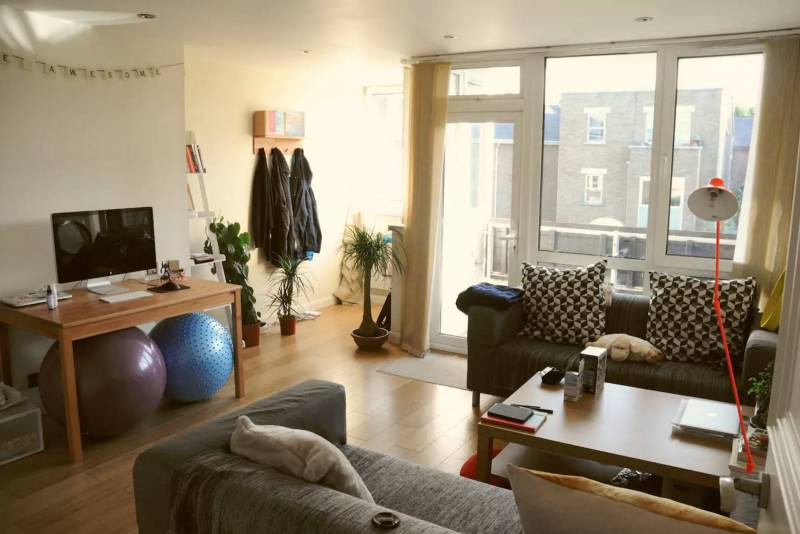 Large Bedroom To In Westbourne Park Room From Spareroom I Am Looking For A Roomie Couple To My Lovely Flat On Westbourne Park