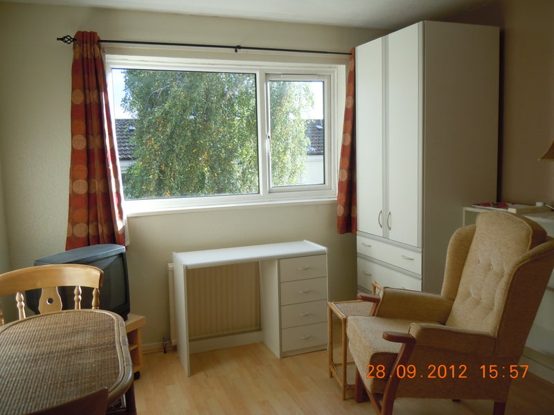 'Bedsit/room to let/house share' Room to Rent from SpareRoom