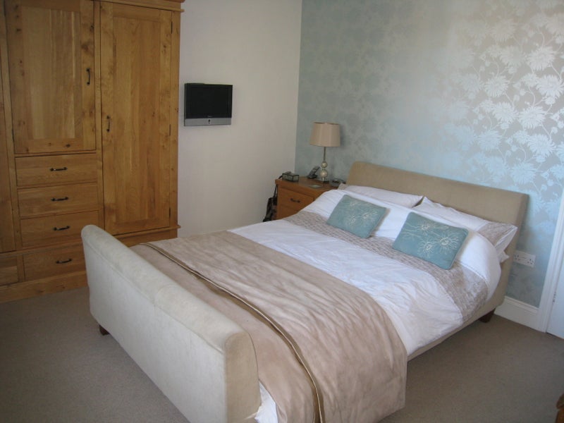 'Lovely two bed cottage in the heart of Alvechurch' Room to Rent from