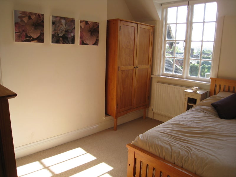 'Lovely two bed cottage in the heart of Alvechurch' Room to Rent from