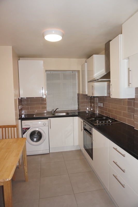 Room To Rent In Goodmayes Room To Rent In Goodmayes