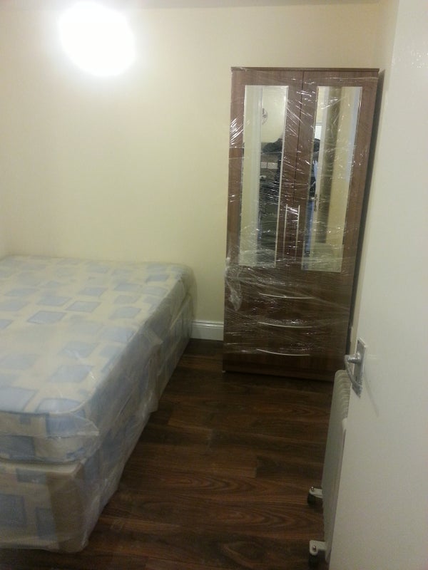Room To Rent In Harrow Weald Room To Rent In Harrow Weald