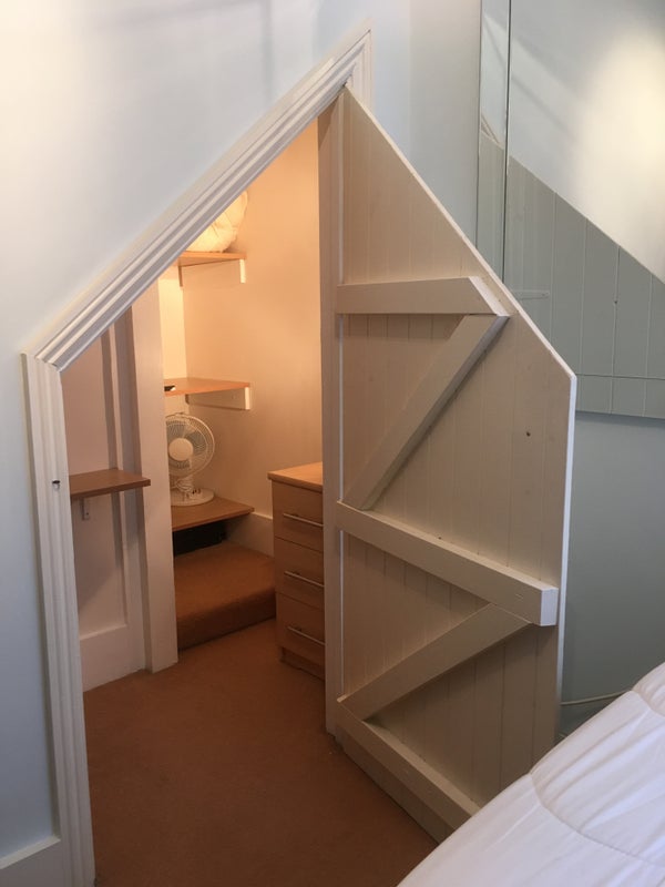'Room to let in Felsted, ideal for Stansted' Room to Rent from SpareRoom