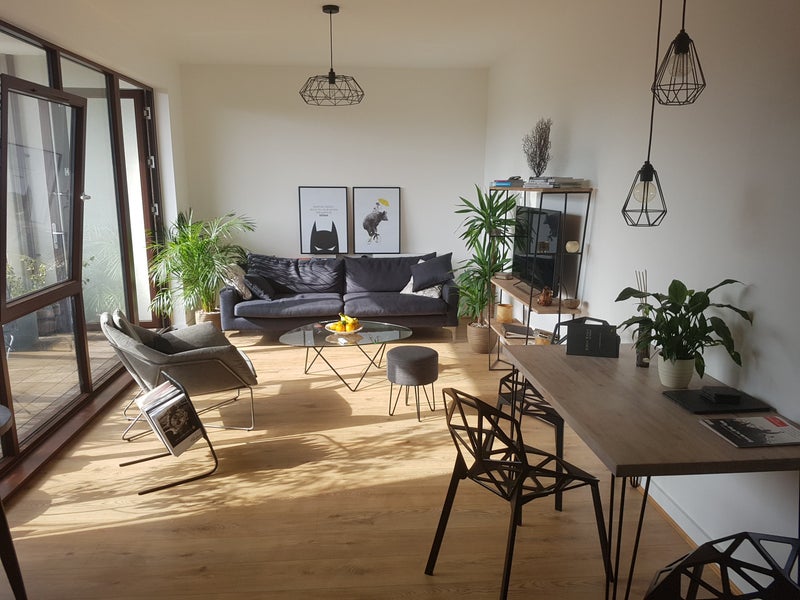 Photo 1: Living room