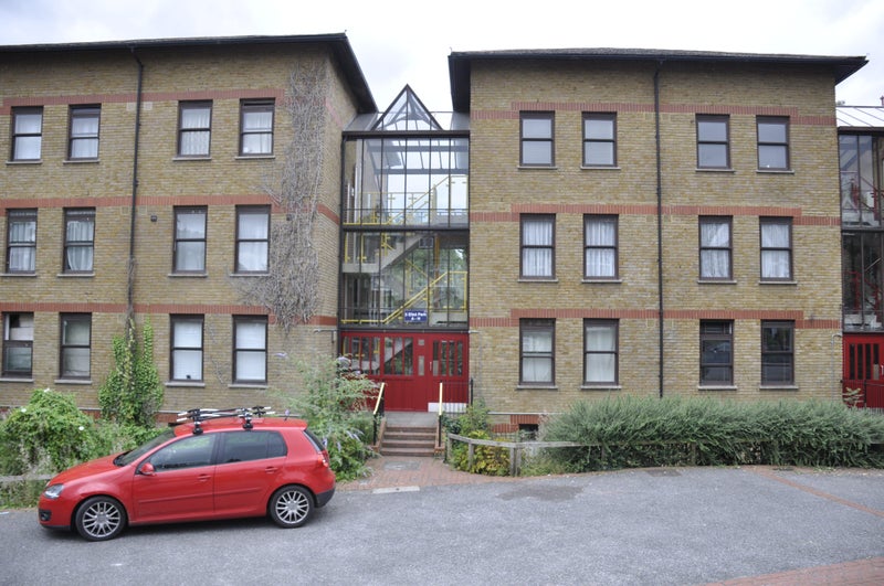 Photo 1: Beautiful Block of Flats... 