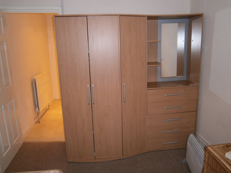 'Furnished self contained Studio flat Swansea' Room to Rent from SpareRoom